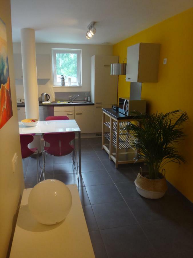 Appartement rez Terrasse et Jardin Hoei Buitenkant foto